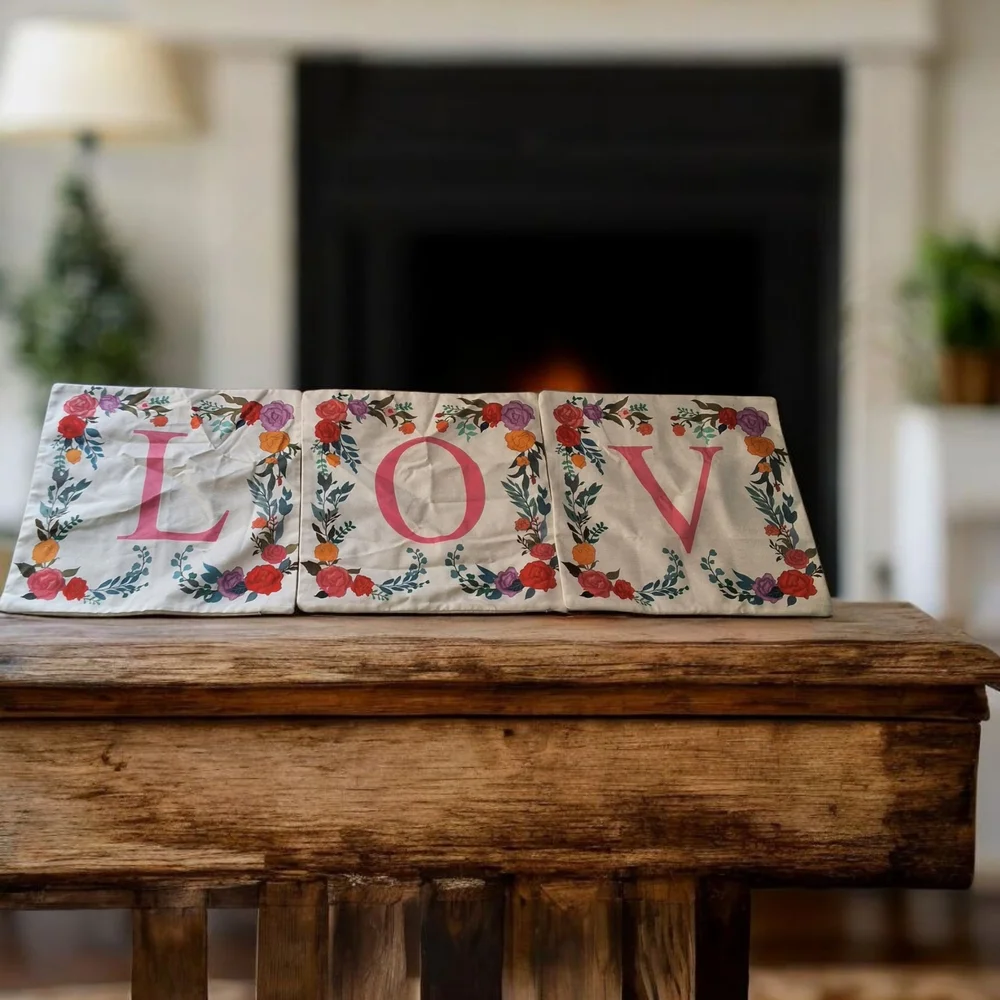 Floral‎ LOVE Decorative Pillows